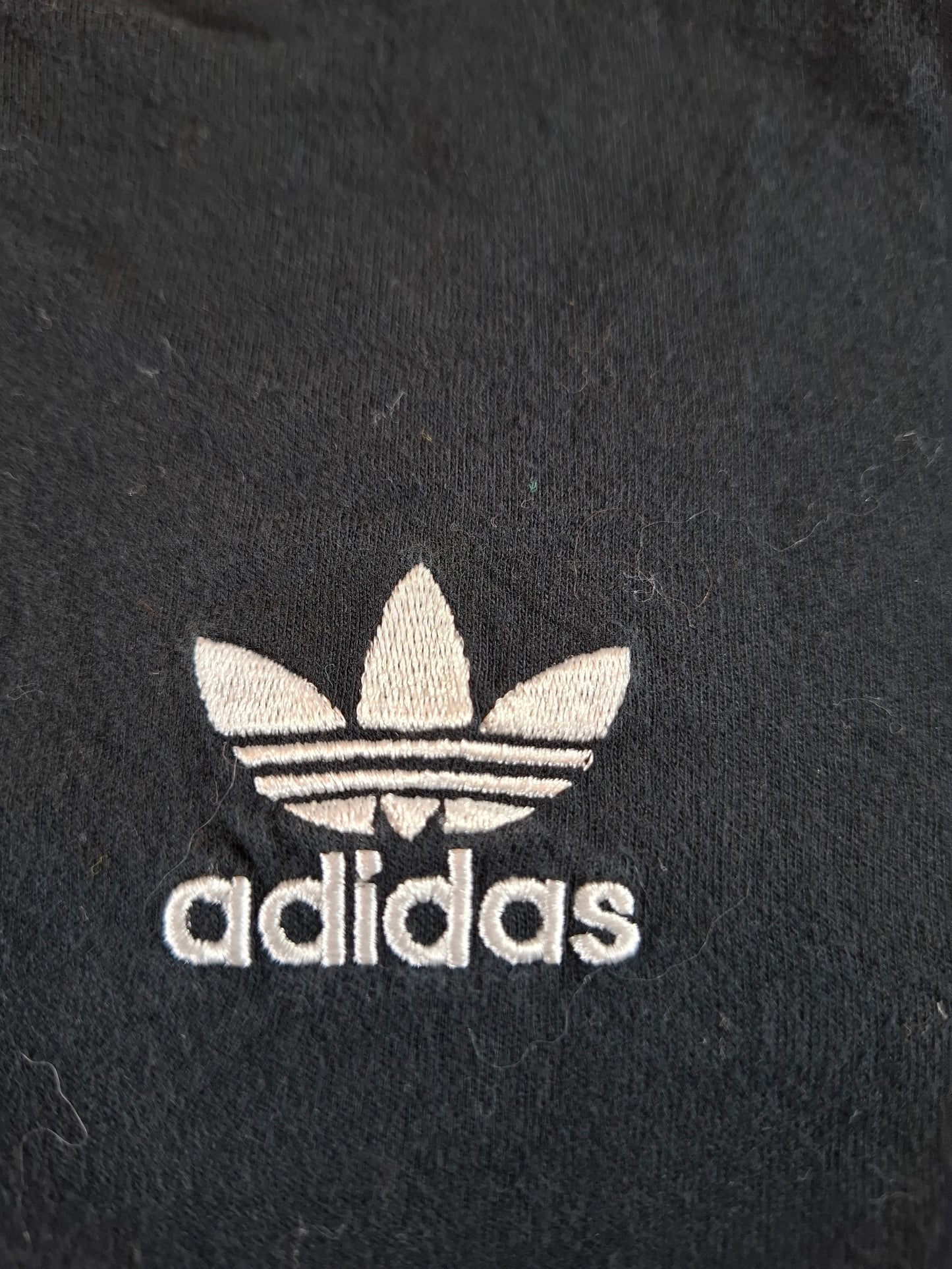 000125 Adidas T-Shirt size M Black