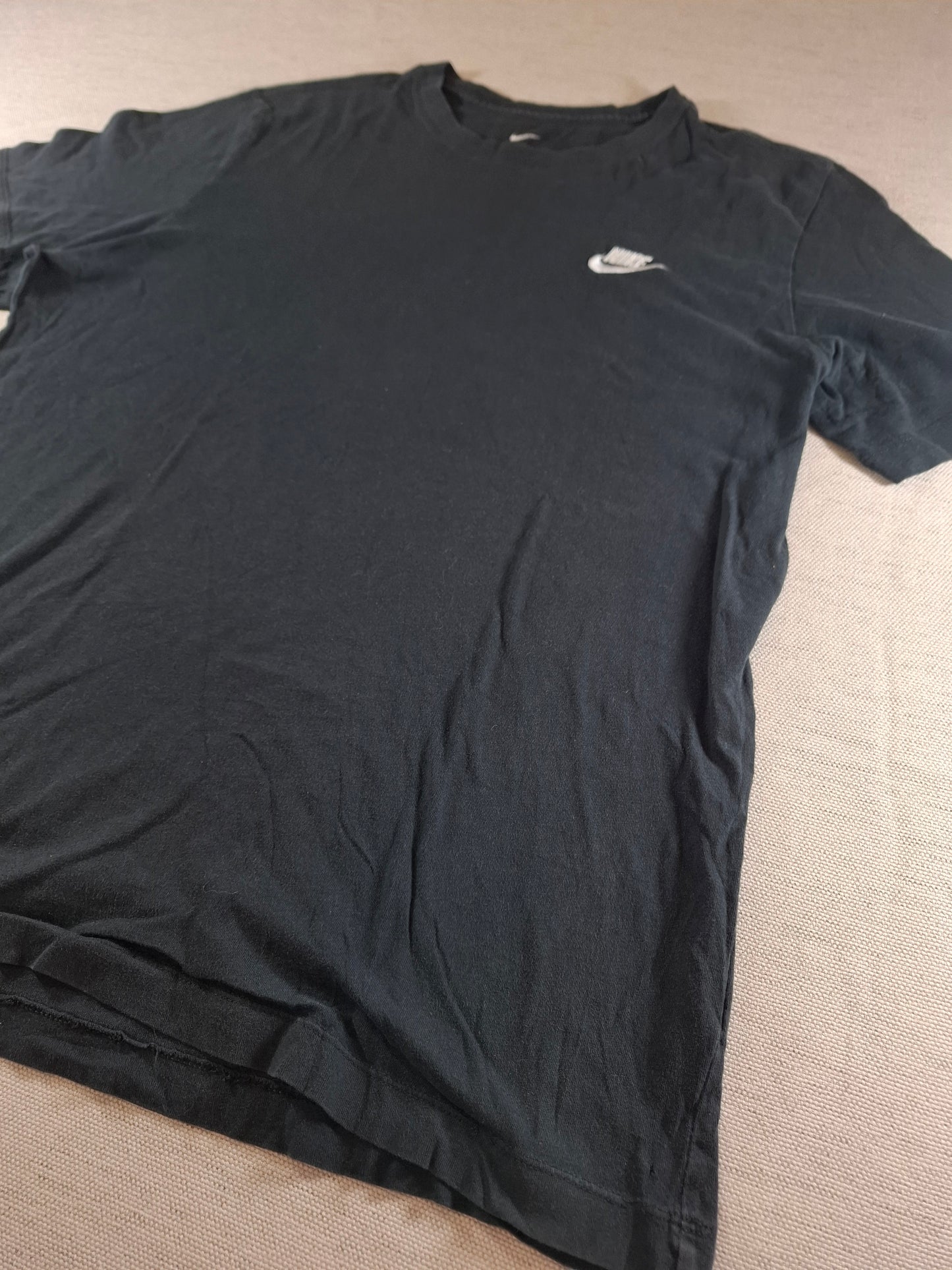 001126 Nike T-shirt size M Black