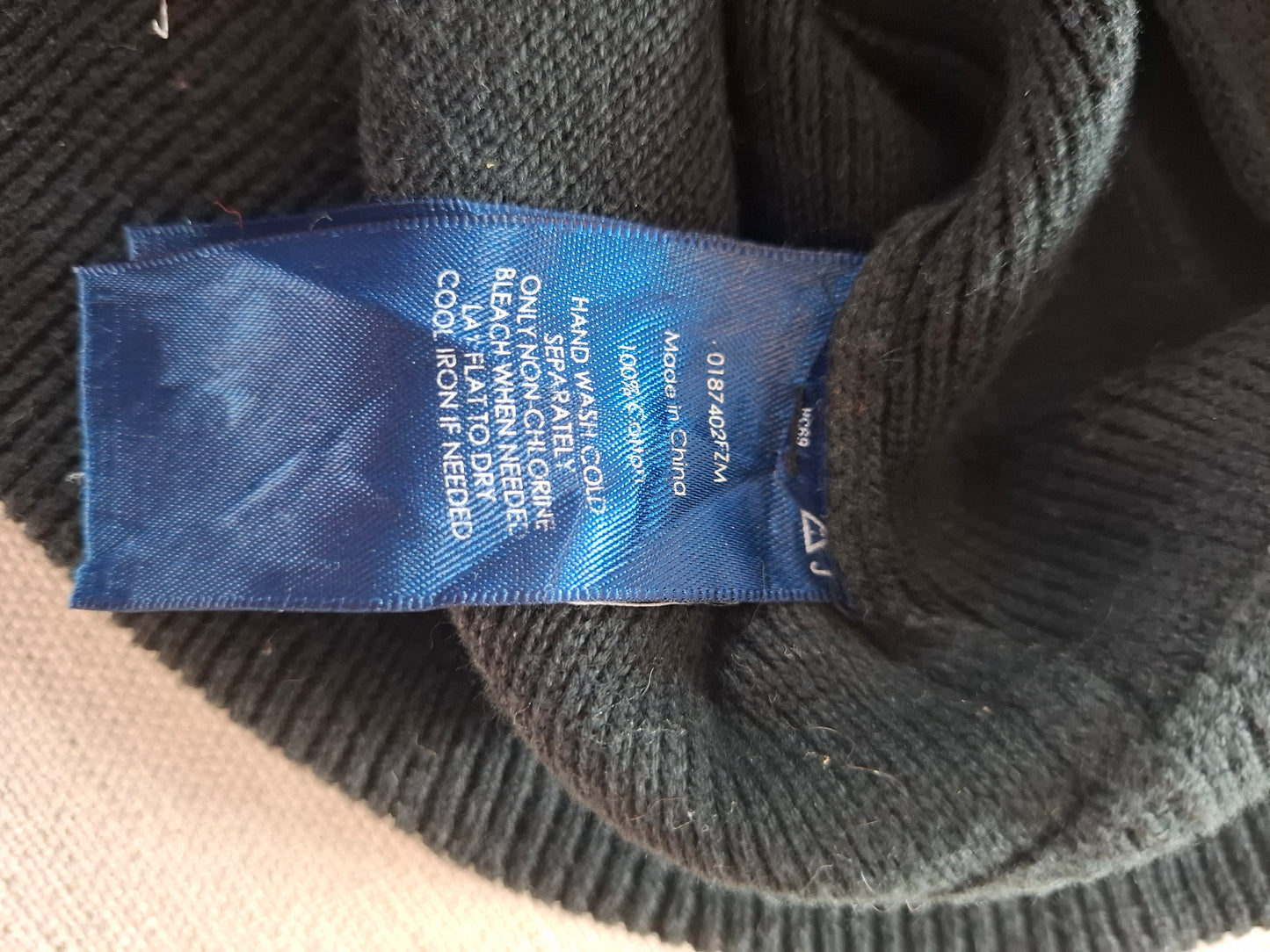 000226 Polo Ralph Lauren Full zip sweater size L Black/ Red