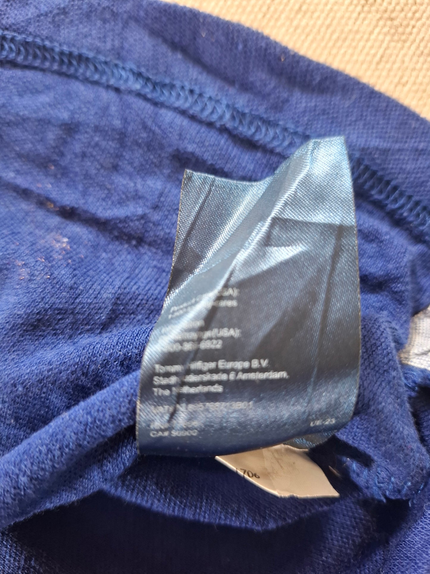 001061 Tommy Hilfiger Polo size L Green/ Blue/ White