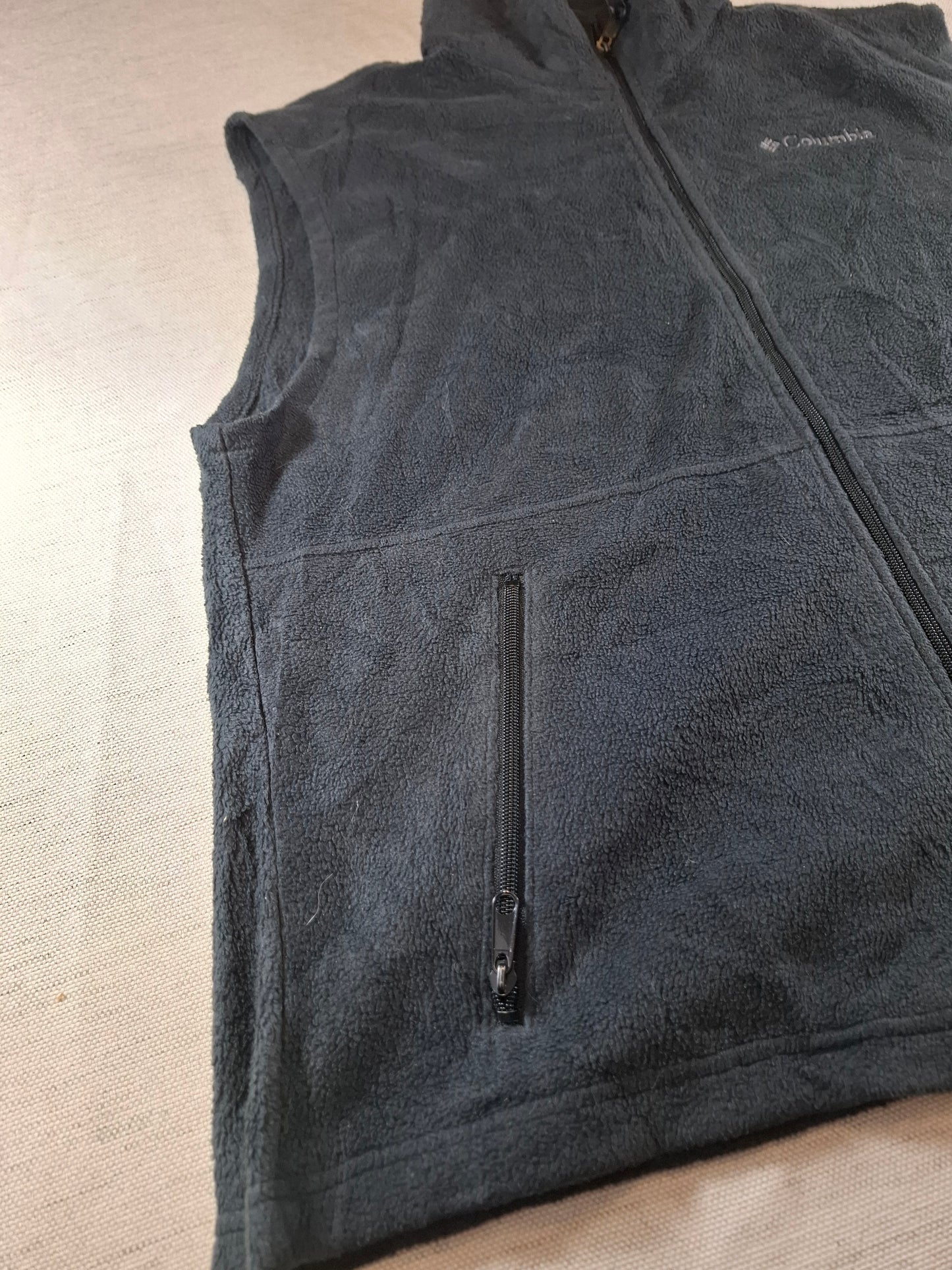 001143 Columbia Fleece bodywarmer size Men L Black