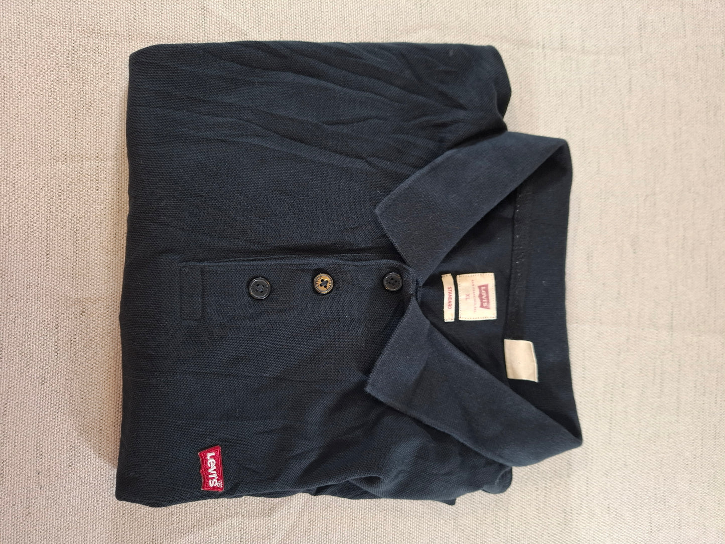 001136 Levi's Polo size XL Black