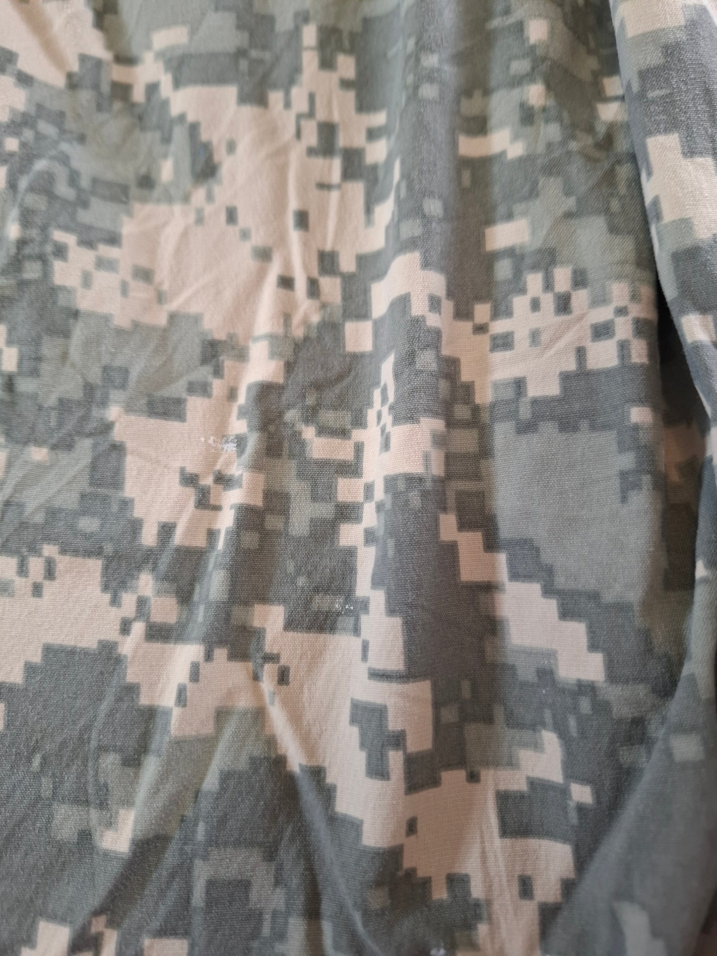 J156 Patagonia jacket UCP cammo/ Brown fleece L