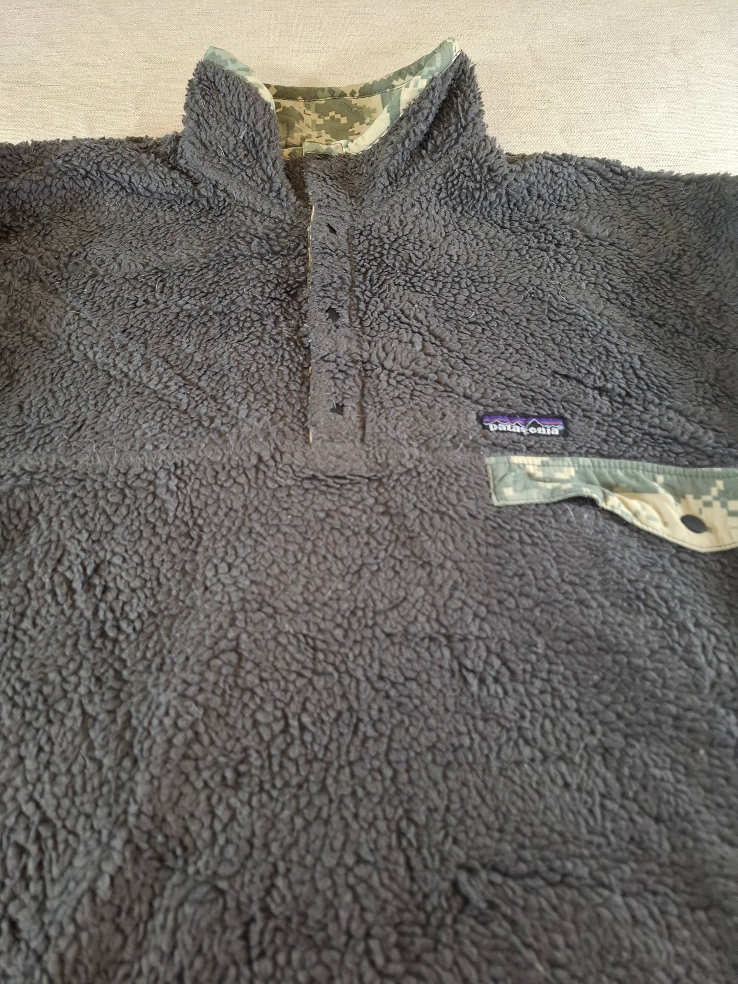 J156 Patagonia jacket UCP cammo/ Brown fleece L