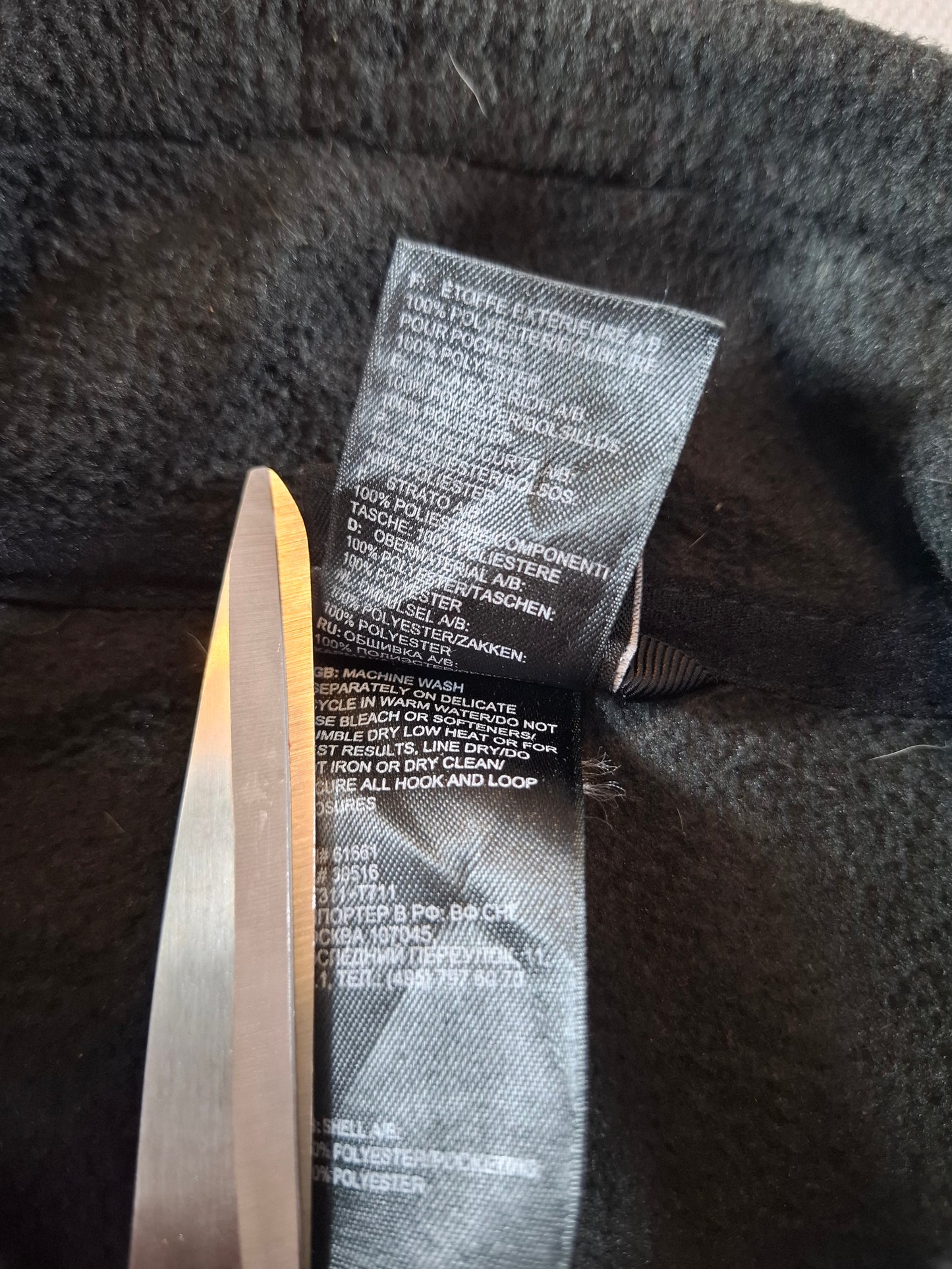 000699 The North Face Fleece size XL Black