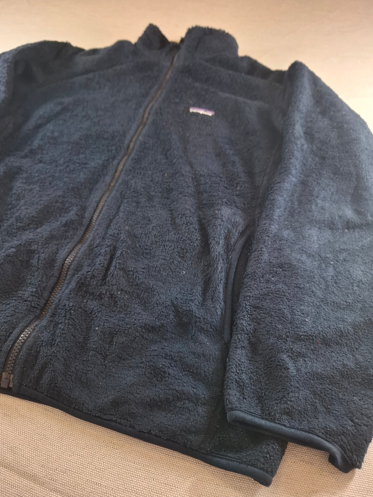 000691 Patagonia Fleece size L Black