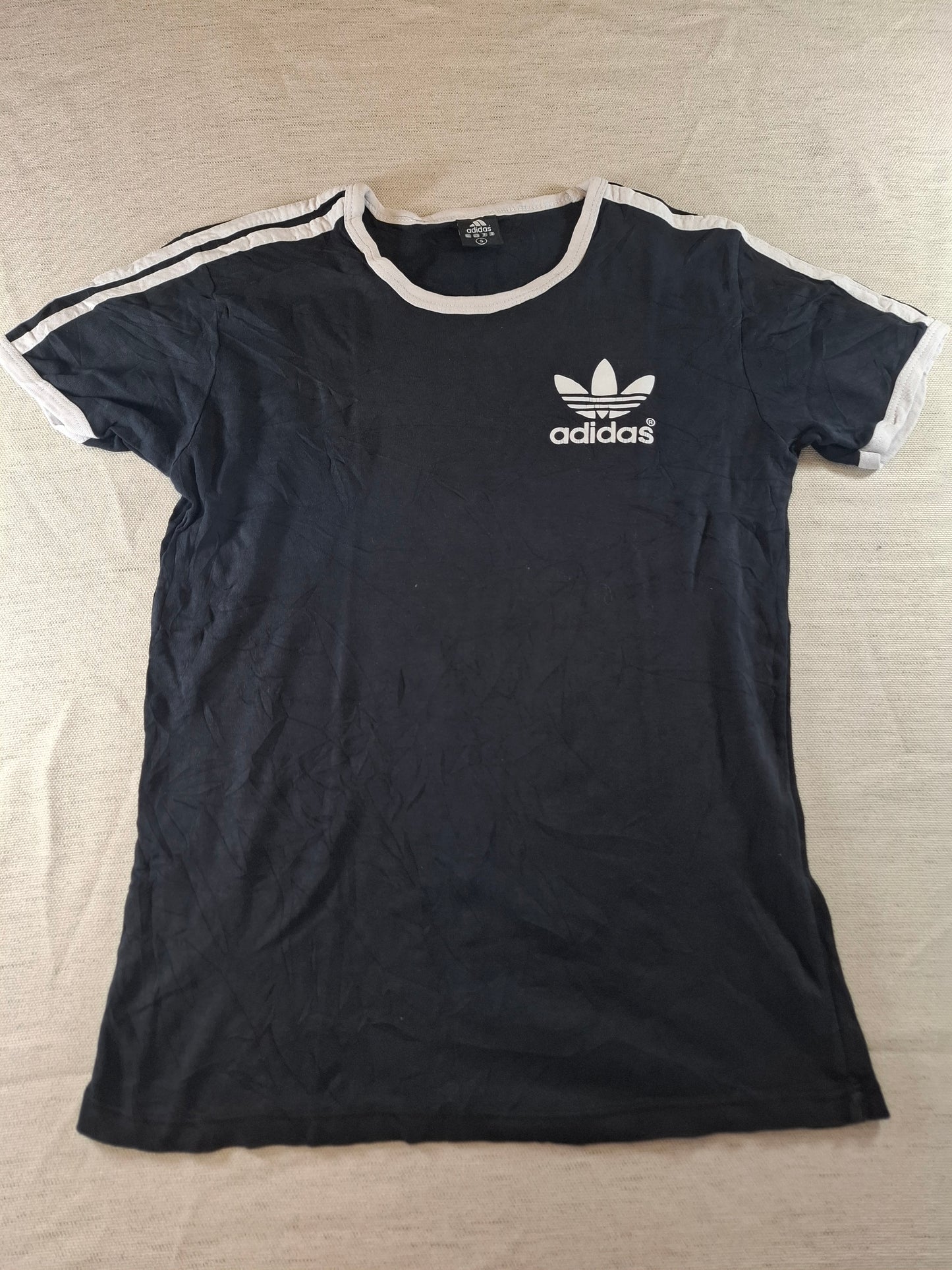 000130 – Adidas T-Shirt – Black, Size S