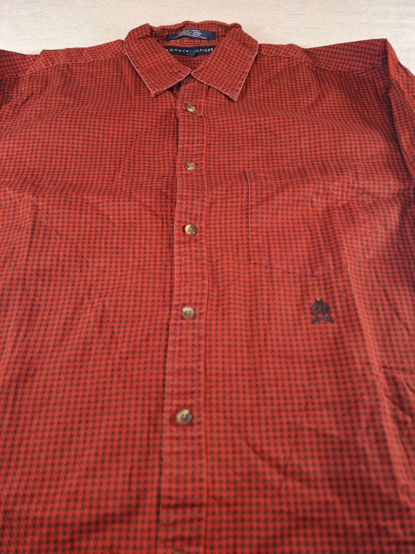 001091 Tommy Hilfiger Button down shirt size L Red/ Black checkered