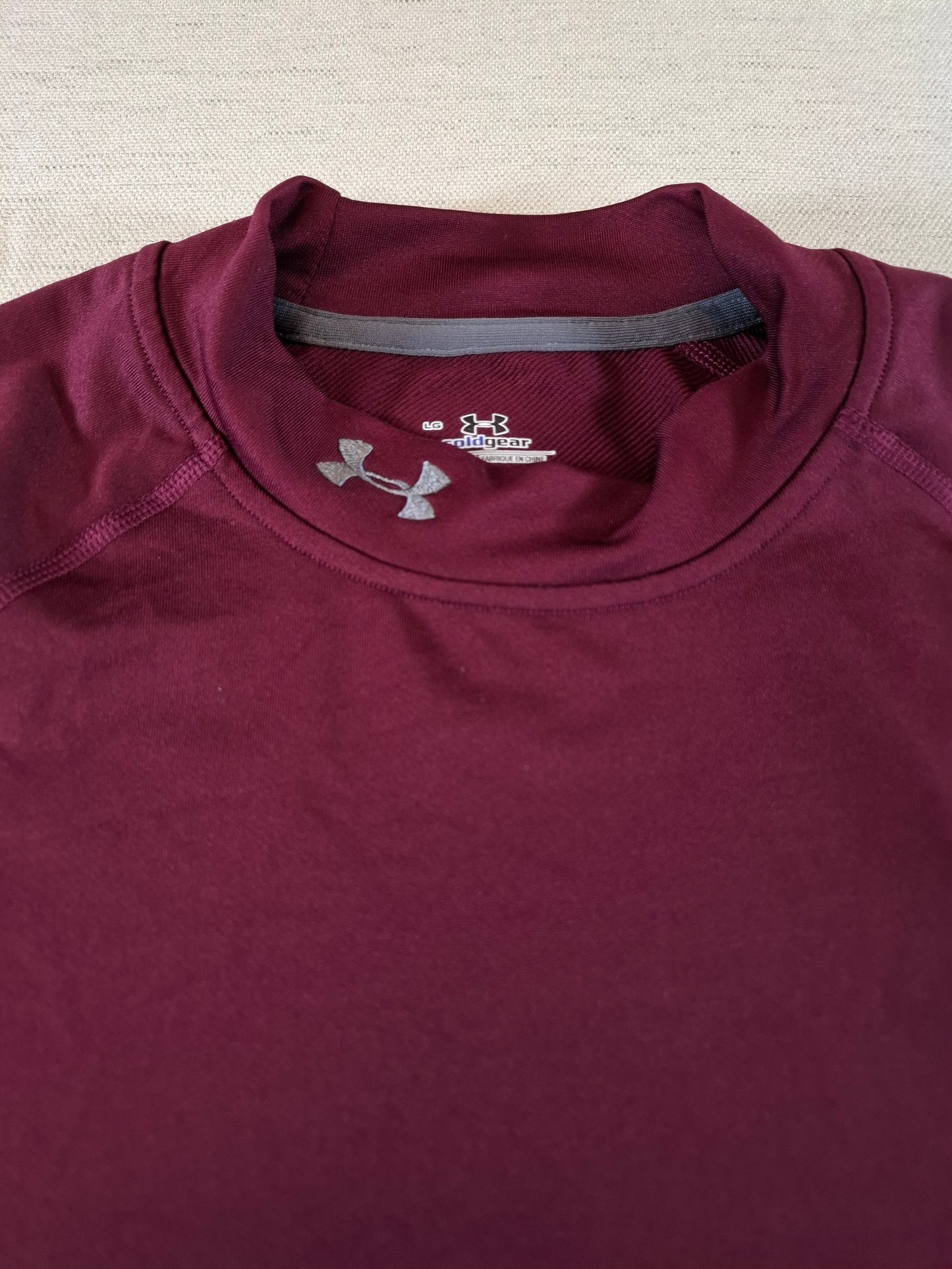 001154 Under Armour Longsleeve t-shirt size L Burgundy/ Grey
