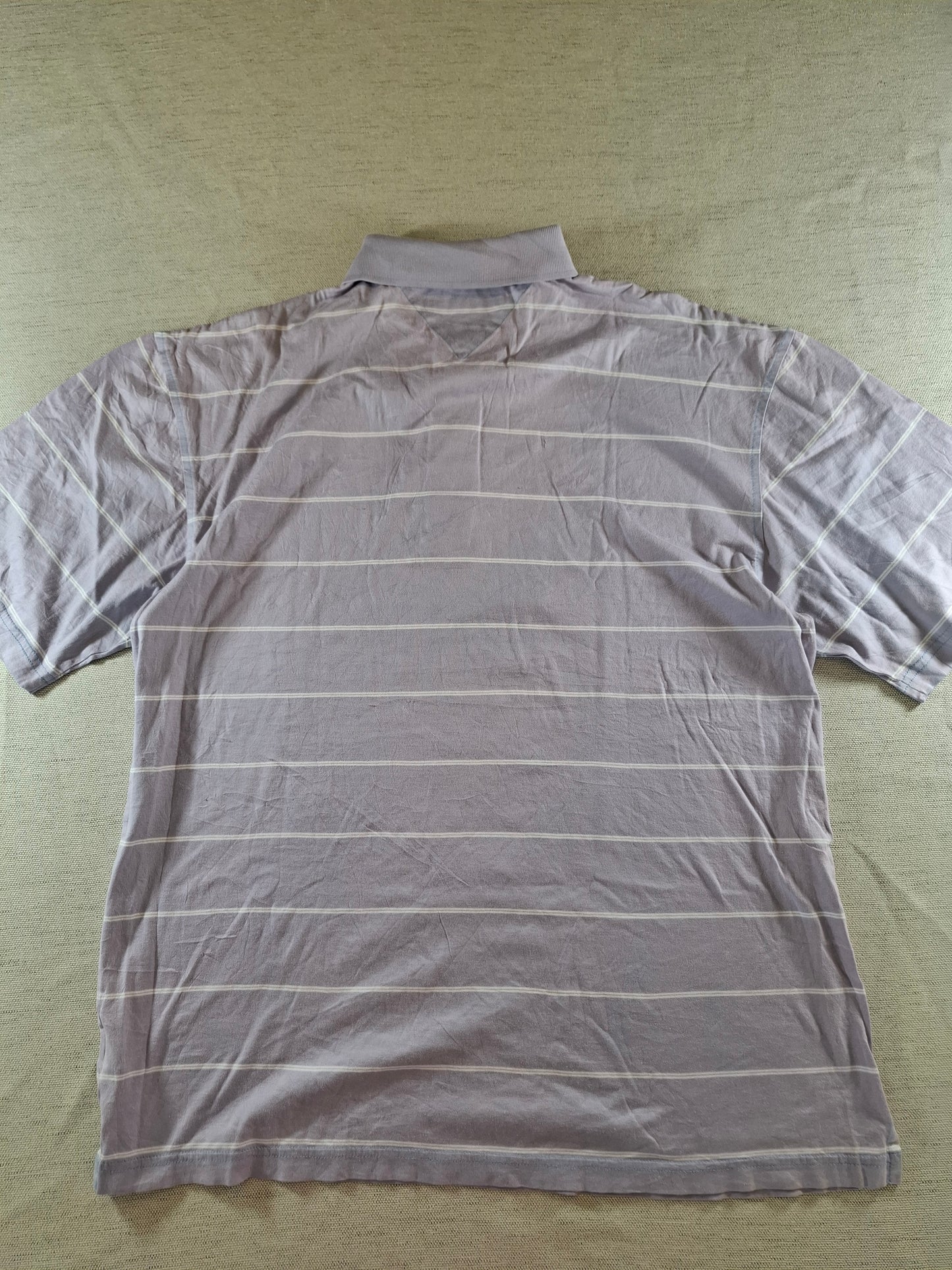 001113 Tommy Hilfiger Polo size L Lila/ White striped