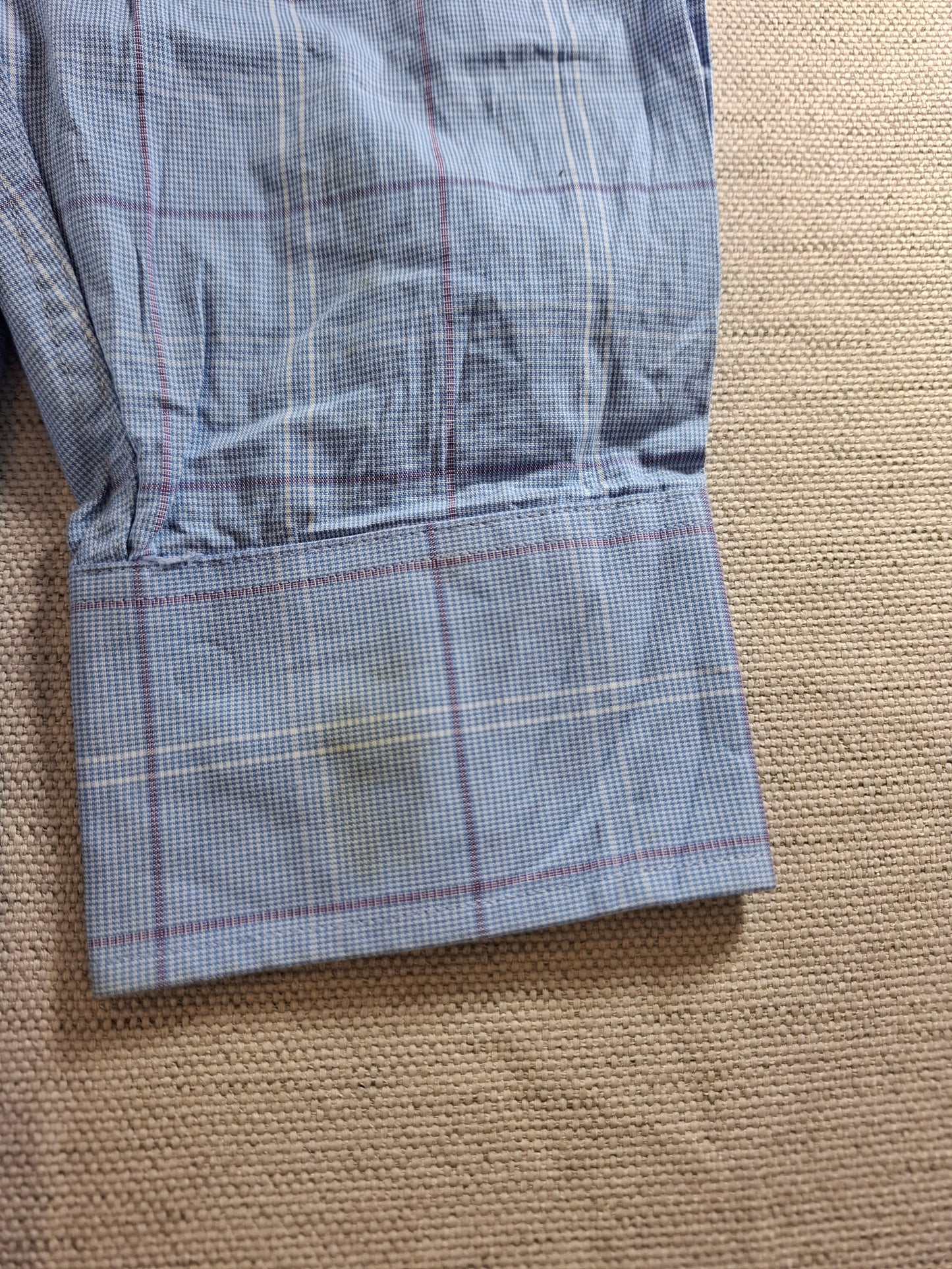 001095 Tommy Hilfiger Button down shirt size 16,5 / 32-33 / L Blue/ White/ Red checkered
