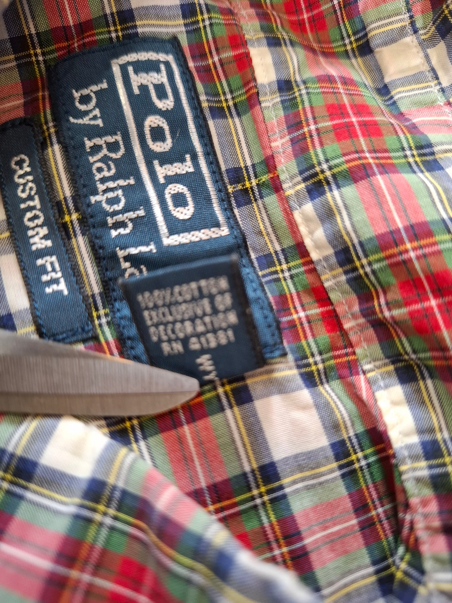 001073 Polo Ralph Lauren Button down shirt size XL Multi/ Red