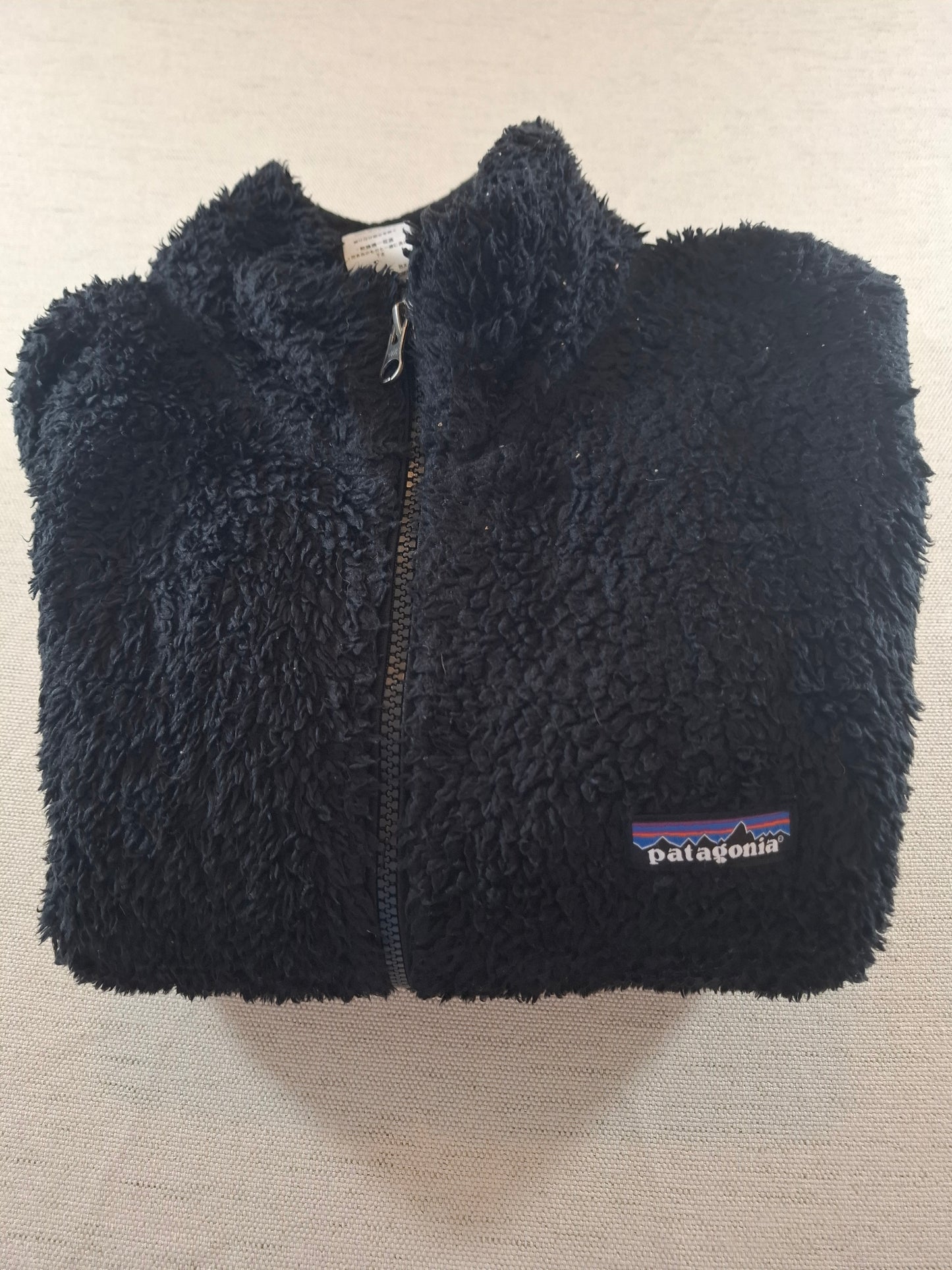 000689 Patagonia Fleece size XL Black