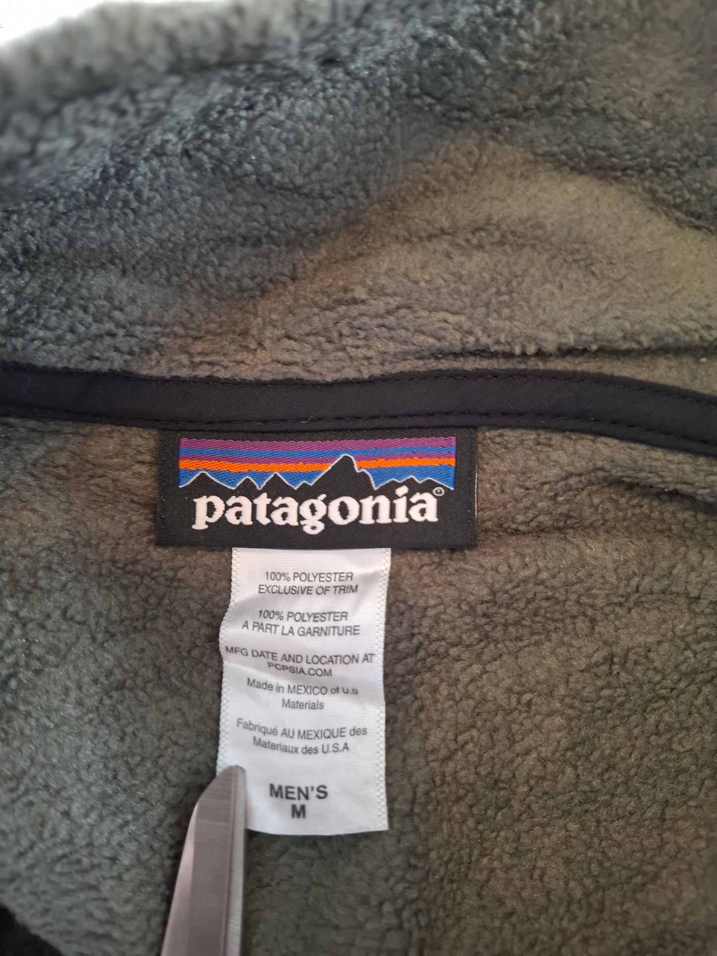 000953 Patagonia Fleece bodywarmer size M Dark Green
