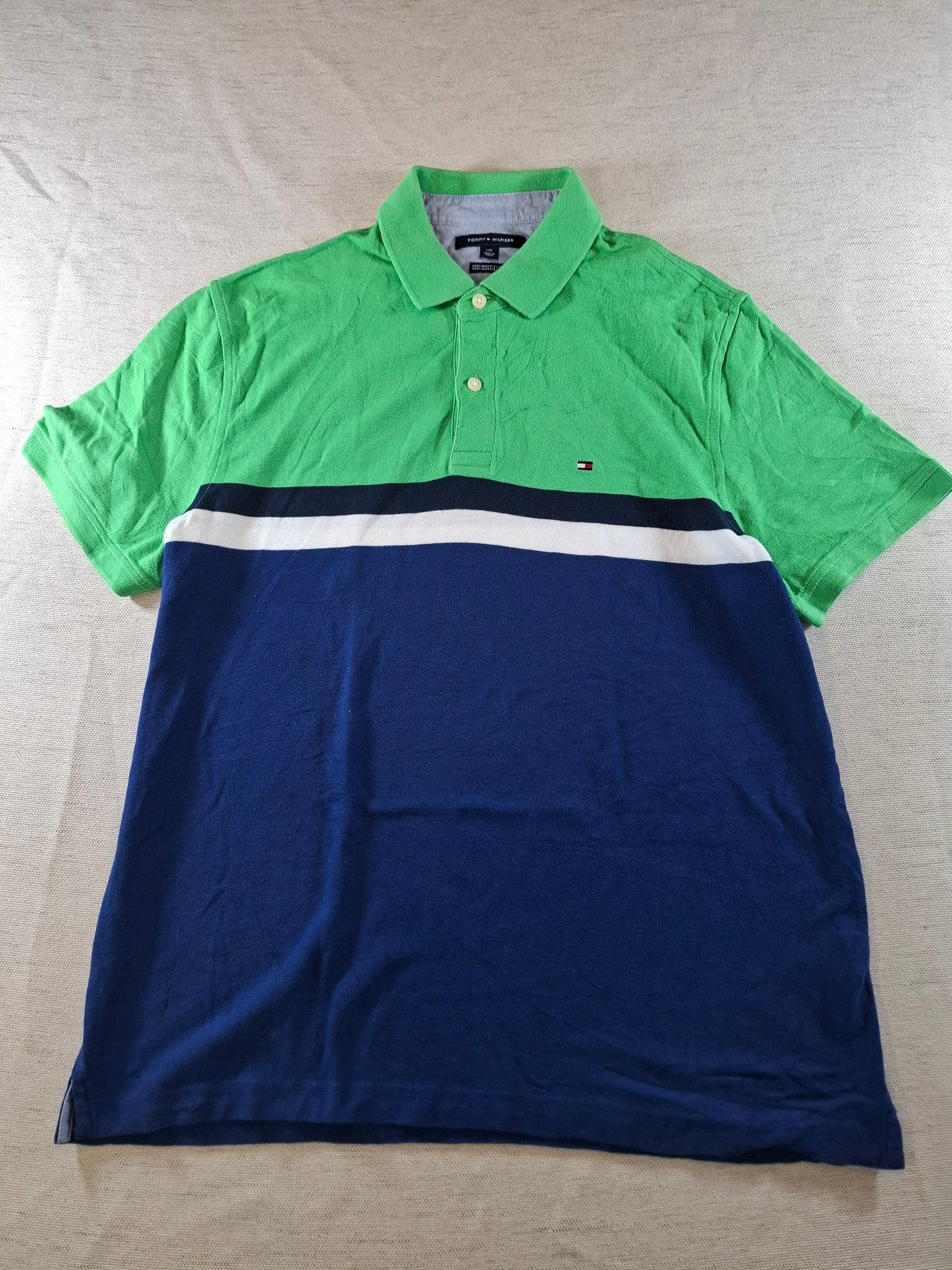 001061 Tommy Hilfiger Polo size L Green/ Blue/ White