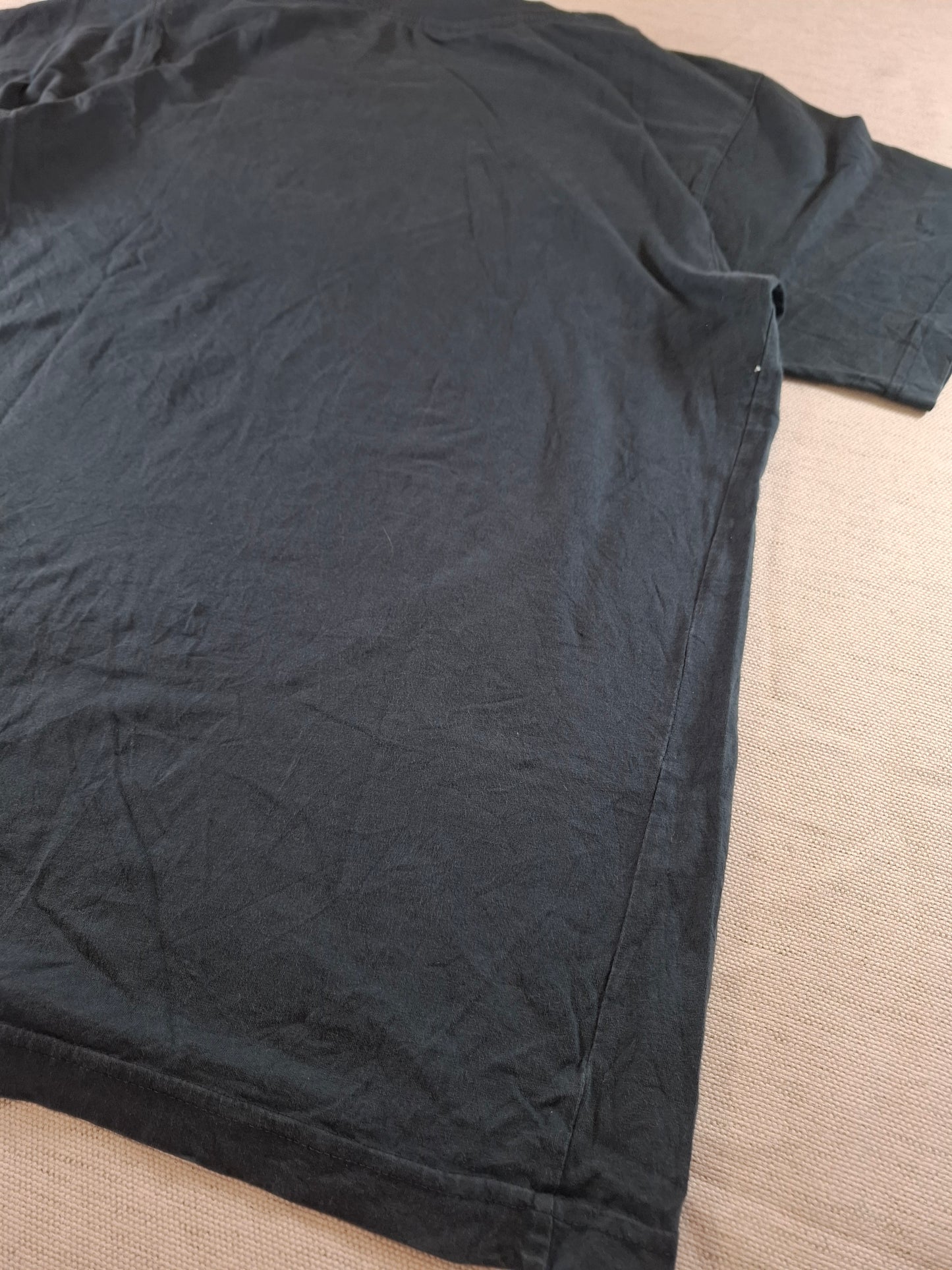 000126 Adidas T-shirt size XL Black